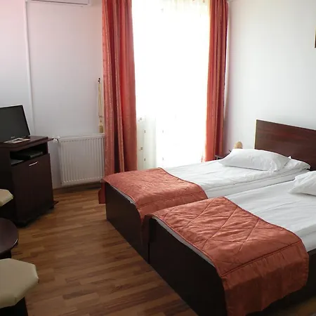 八角旅馆 Piatra Neamţ